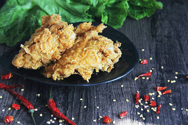 比好吃和正宗更重要的是定位_______天尝里脊肉串