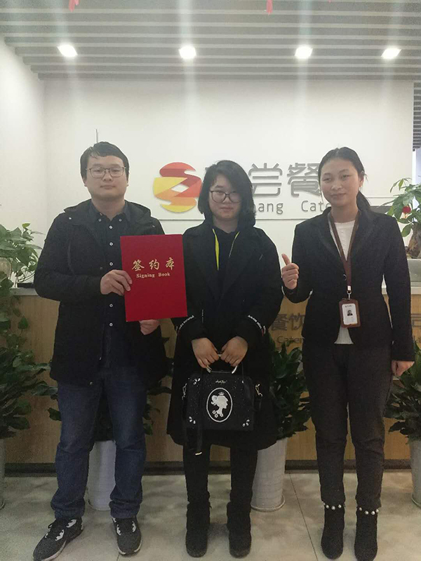 祝贺:江苏南通张女士成功签约天尝上腿鸡排茶饮项目